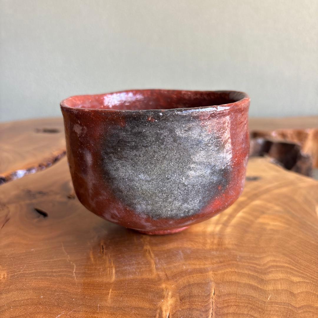 Raku Tea Bowl Hanagumori by Kiyo — Red-Black Chawan, Signed Box