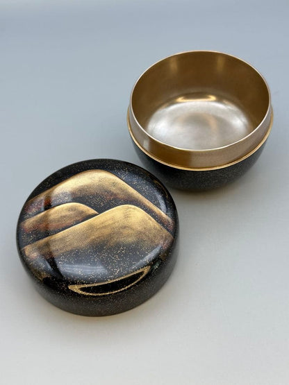 Toyama Distant Mountain Maki-e Natsume by Murata Sokaku - Silver-Lined Lacquer Tea Caddy