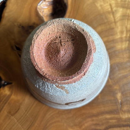 E-Karatsu Matcha Tea Bowl by Yokoishi Keigai — Iron Brushwork Chawan with Signed Tomobako