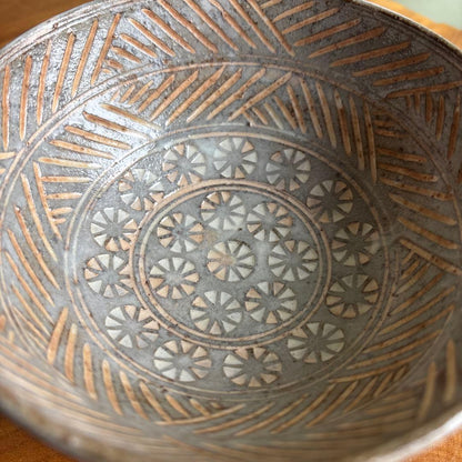 Yoshimuki Shohei | Carved Mishima Tea Bowl | Hanabishi and Yabane Geometric Patterns