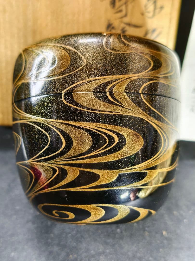 Nashiji Maki-e Mandarin Duck Natsume Tea Caddy by Nakamura Kenji — Japan Contemporary Craft Exhibition Award