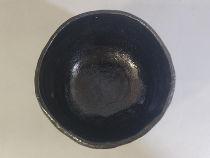 Shoraku Black Raku Matcha Bowl — Granular Texture, Irregular Rim, Kyoto, Signed Wood Box