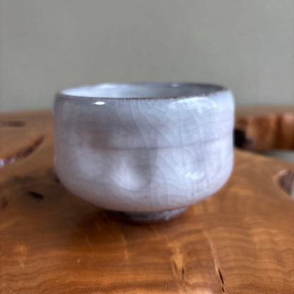 Yuki-Shino Snow White Matcha Bowl | Otaru Kiln Chawan | Japanese Tea Ceremony | Tomobako