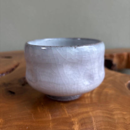 Yuki-Shino Snow White Matcha Bowl | Otaru Kiln Chawan | Japanese Tea Ceremony | Tomobako