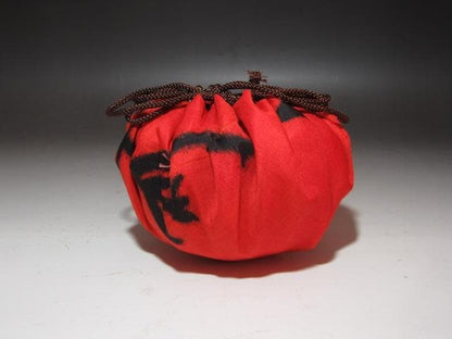 Kuro Raku Chawan 'Kokon' by Raku Seinyu XIII, Inscribed by Urasenke Hounsai - Kyoto Black Raku Tea Bowl with Tomobako
