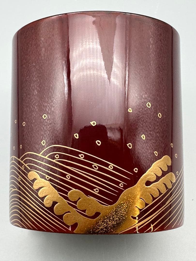Kinrinji Natsume Tea Caddy by Kisan Seishi - Shiokumi Gold Maki-e Wave Motif - Signed Tomobako with Pouch Tea Ceremony Container