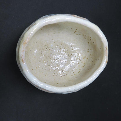 Shino Glaze Oval Matcha Bowl Matsukogama Hokyu with Signed Wooden Box