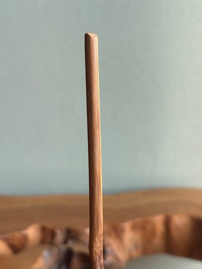 Tea Scoop "Koiwamatsu" by Former Daitoku-ji Abbot — Bamboo Tube, Wooden Box | 茶杓 銘 古岩松 前大徳