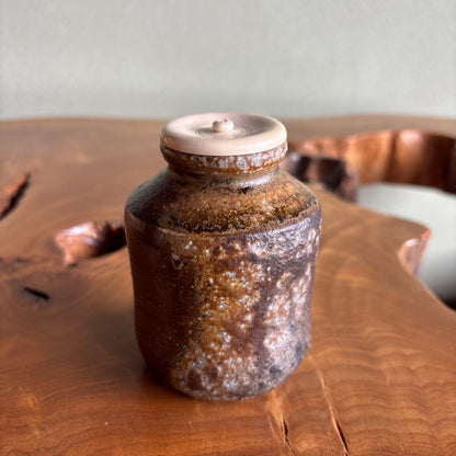 Ogi Oseki Yohen Chaire | Fukuyama Kiln Ash-Glazed Tea Caddy | Signed Tomobako