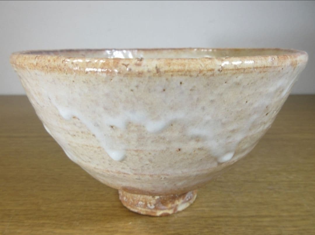 Hagi Ware Tea Bowl by Hatano Zenzo - Prefectural Intangible Cultural Asset with Certificate