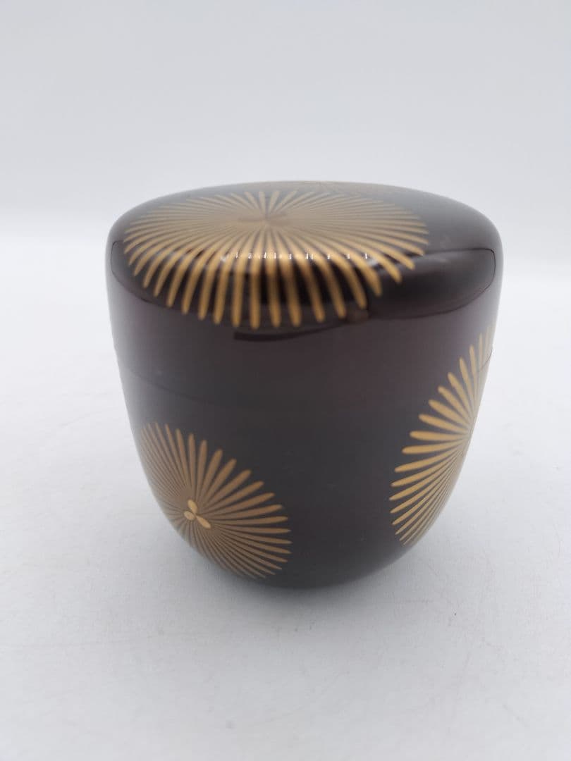 Gold Chrysanthemum Maki-e O-Natsume | Kawakamie Koho Tame-Nuri Tea Caddy