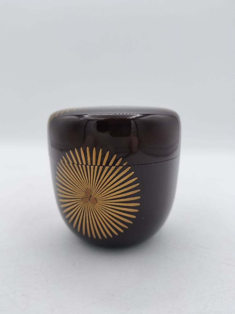Gold Chrysanthemum Maki-e O-Natsume | Kawakamie Koho Tame-Nuri Tea Caddy