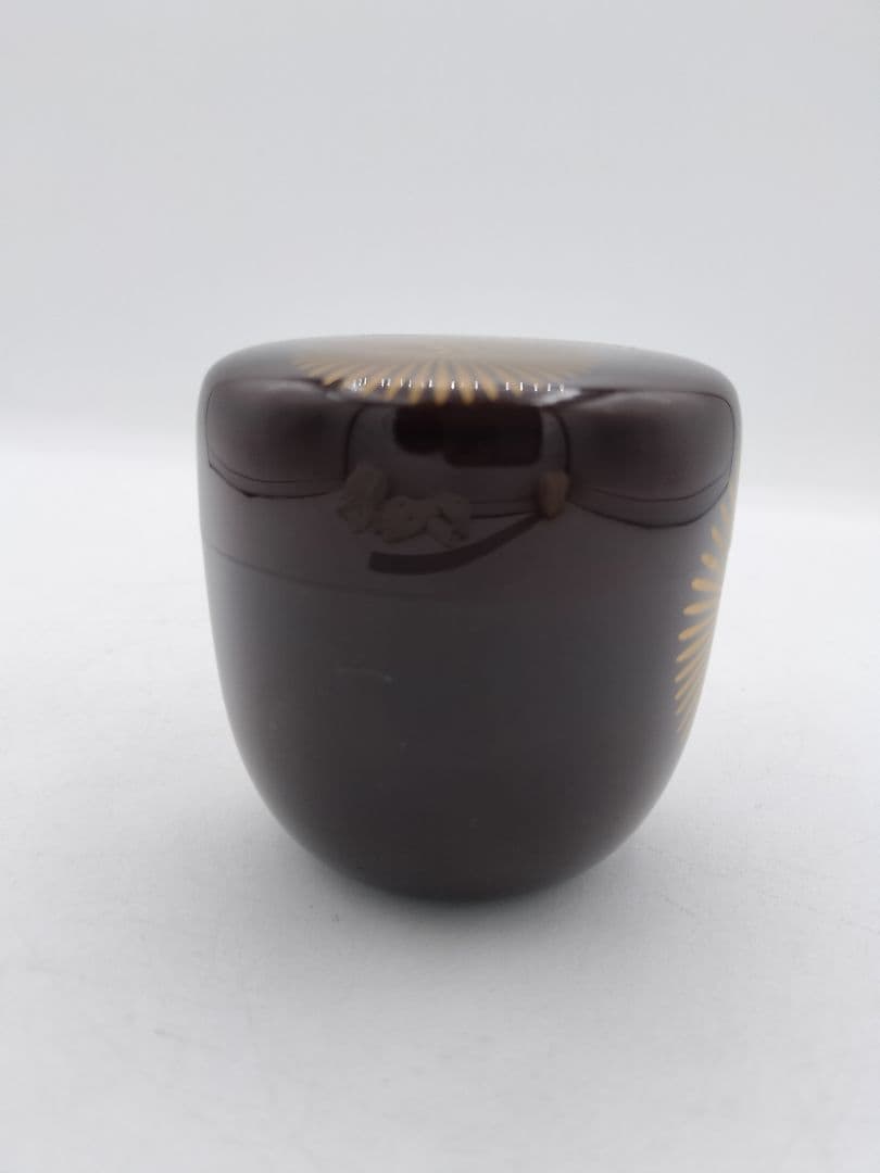 Gold Chrysanthemum Maki-e O-Natsume | Kawakamie Koho Tame-Nuri Tea Caddy