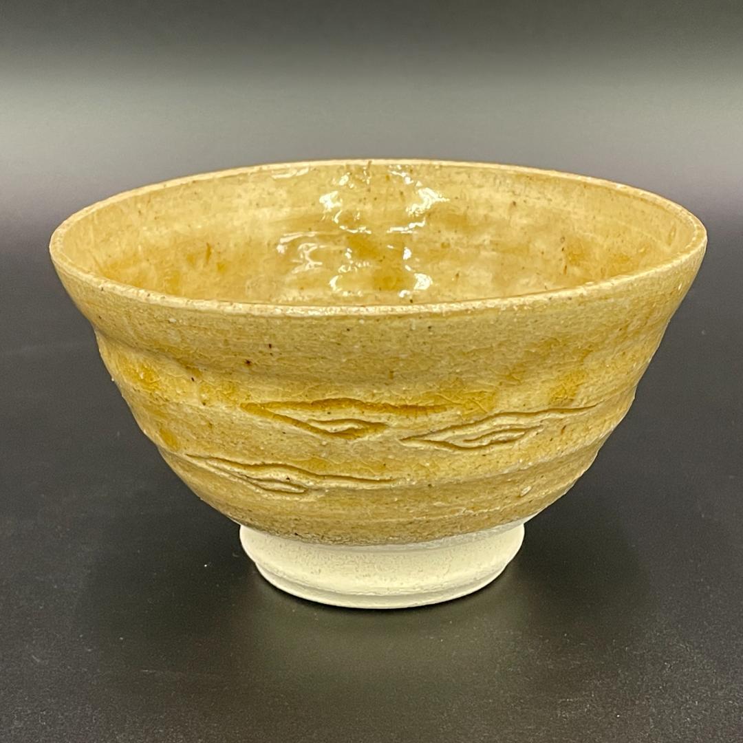 Aoki Kunihiro Irabo Chawan — Olive Sand Glaze Tea Bowl with Throwing Ridges w/ Tomobako