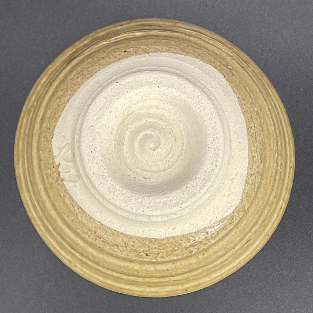 Aoki Kunihiro Irabo Chawan — Olive Sand Glaze Tea Bowl with Throwing Ridges w/ Tomobako