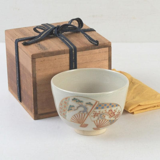 Iro-e Fan Motif Matcha Bowl by Wada Tozan, Kotoura Kiln — Signed Wooden Box