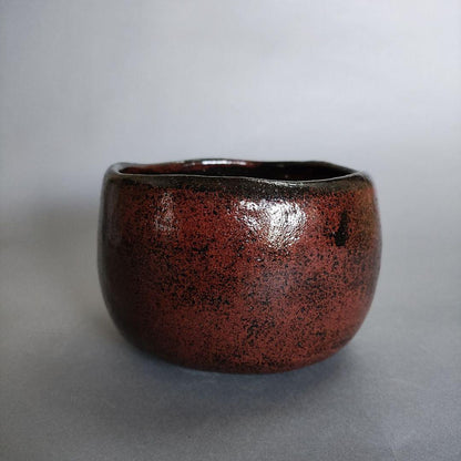 Shodai Higaki Souraku Black-Red Glaze Raku Chawan | Kei-gama | Signed Tomobako | Kuro-beni-yu