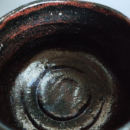 Shodai Higaki Souraku Black-Red Glaze Raku Chawan | Kei-gama | Signed Tomobako | Kuro-beni-yu