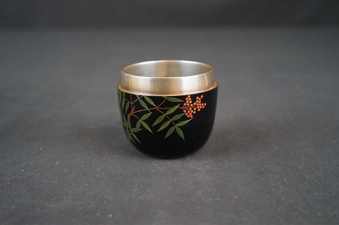 Nanten Maki-e Large Natsume Tea Caddy by Hosokawa Shiko — Silver Interior, Signed Box