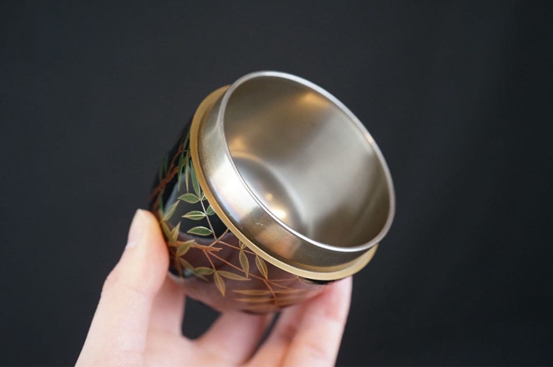 Nanten Maki-e Large Natsume Tea Caddy by Hosokawa Shiko — Silver Interior, Signed Box