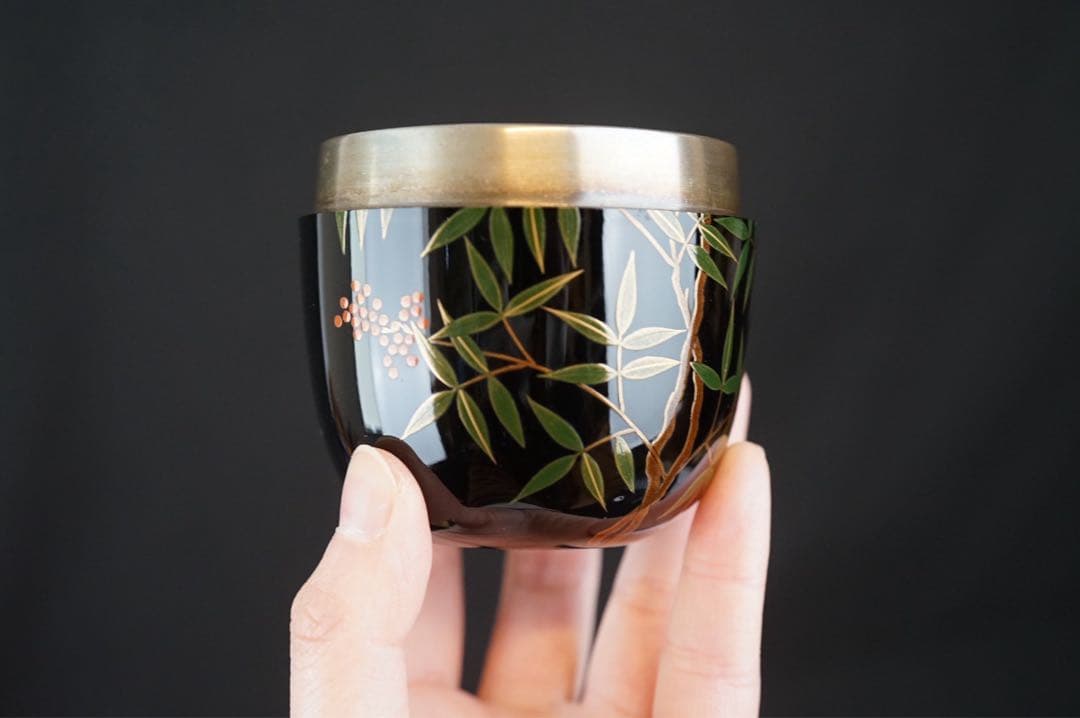 Nanten Maki-e Large Natsume Tea Caddy by Hosokawa Shiko — Silver Interior, Signed Box