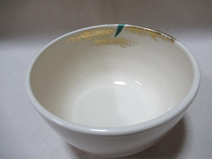 Ninsei-Style Samurai Helmet Tea Bowl by Omuro Kiln - Gold Kabuto Iris Kyo-yaki Chawan