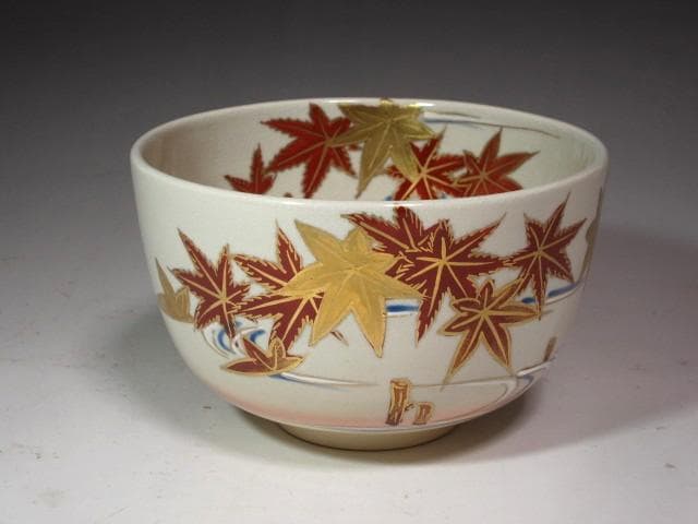 Kyo Ware Maple Leaf Tea Bowl by Kudo Juraku - Hounsai XV Urasenke Kao Inscription