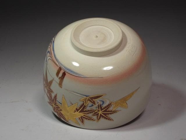 Kyo Ware Maple Leaf Tea Bowl by Kudo Juraku - Hounsai XV Urasenke Kao Inscription