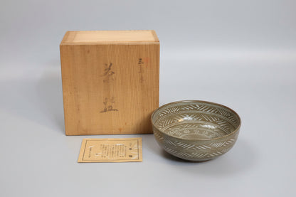 Mishima Inlay Tea Bowl by Tachikichi - Korean Style Chawan with Flower Pattern