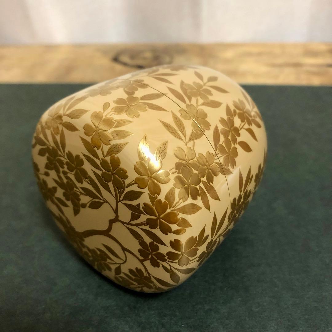 Sakura Lacquer Natsume by Wakashima Takao – Japanese Tea Caddy – Silver Ground – Japan