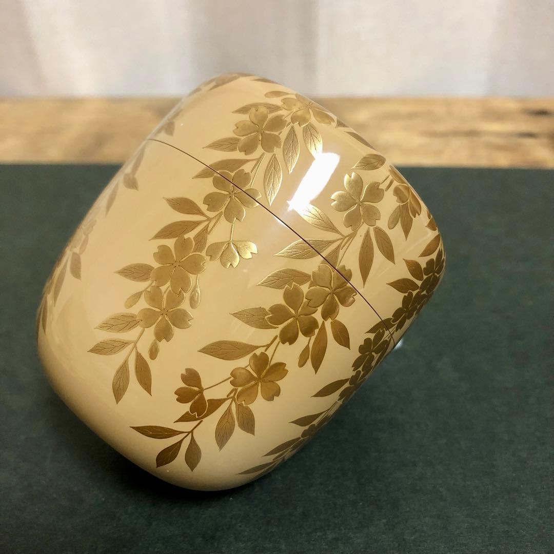 Sakura Lacquer Natsume by Wakashima Takao – Japanese Tea Caddy – Silver Ground – Japan