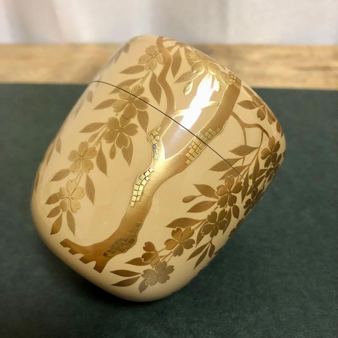 Sakura Lacquer Natsume by Wakashima Takao – Japanese Tea Caddy – Silver Ground – Japan