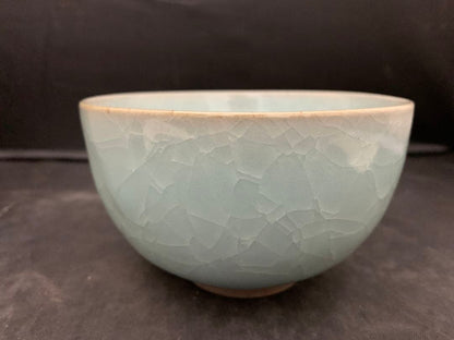 Nabeshima Celadon Ogasawara Nagaharu Ice Crack Chawan Arita Tea Bowl