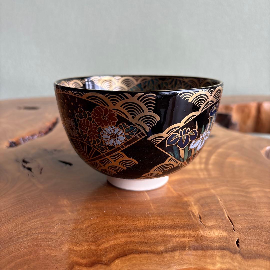 Suzuki Kiyoyasu Fan Design Tea Bowl — Gold Panels, Seigaiha, Kyoto Ware