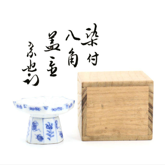Sometsuke Octagonal Futaoki Lid Rest with Hisada Soya Box, Omotesenke Tea Ceremony Utensil