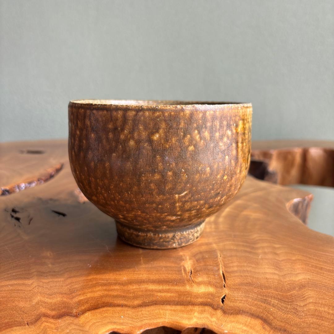 Amber-Glazed Matcha Chawan — Japanese Tea Bowl in Deep Golden Brown with Natural Earth Tones