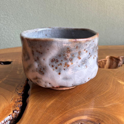 Shino Ware Tea Bowl Odai Yama — White Iron-Spot Chawan, Signed Box