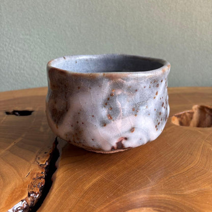 Shino Ware Tea Bowl Odai Yama — White Iron-Spot Chawan, Signed Box