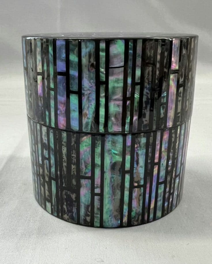 Raden Mother-of-Pearl Chrysanthemum Naka-Tsugi by Kitajima Shoho — Iridescent Shell Mosaic Tea Caddy