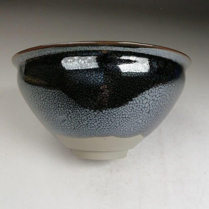 Yuteki Tenmoku Tea Bowl in Takatori Ware by Kamei Miraku (Masahisa)