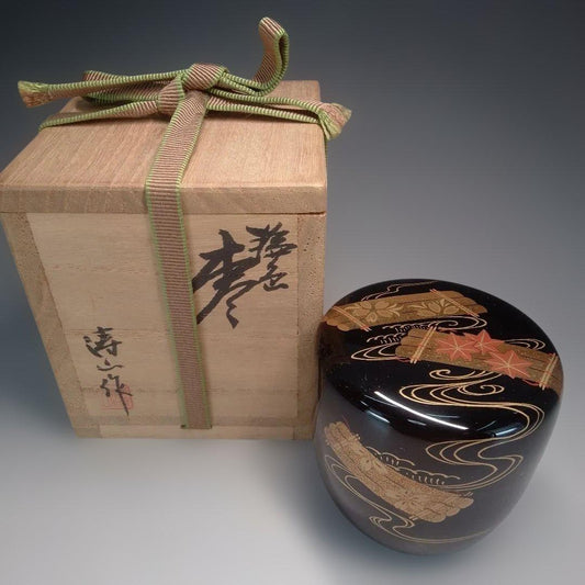 Wajima Lacquer Natsume — Hanaikada Autumn Maple Gold Maki-e, Signed Box