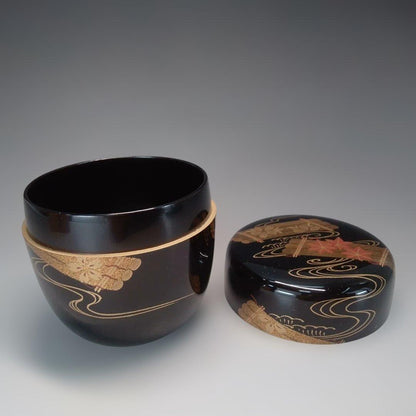 Wajima Lacquer Natsume — Hanaikada Autumn Maple Gold Maki-e, Signed Box
