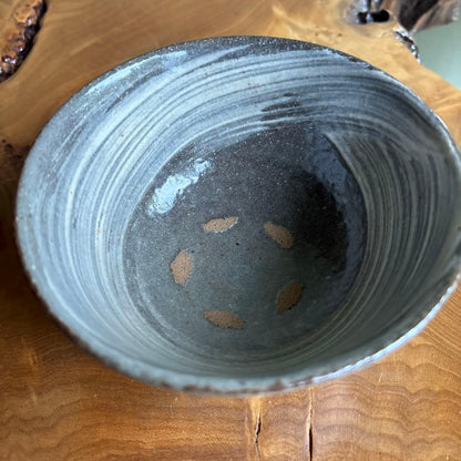 Hakeme Matcha Tea Bowl with Tomobako — Japanese Chawan, Grey Iron Clay, White Brush Slip