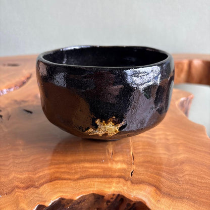 Black Raku Chawan "Ichie" by Sasaki Shoraku, Calligraphy Box by Musei Kanju of Daitoku-ji, Gold Accents