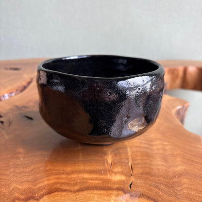 Black Raku Chawan "Ichie" by Sasaki Shoraku, Calligraphy Box by Musei Kanju of Daitoku-ji, Gold Accents
