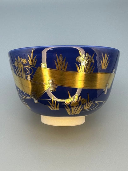 Nakamura Suiran Yatsuhashi Chawan — Cobalt Blue Gold Iris Bridge Tea Bowl, Tomobako
