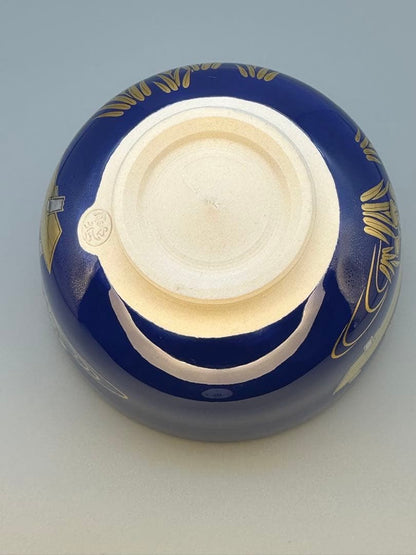 Nakamura Suiran Yatsuhashi Chawan — Cobalt Blue Gold Iris Bridge Tea Bowl, Tomobako