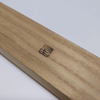 Kajitsu White Bamboo Tea Scoop - Chashaku by Sochiku with Tomobako