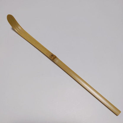 Kajitsu White Bamboo Tea Scoop - Chashaku by Sochiku with Tomobako