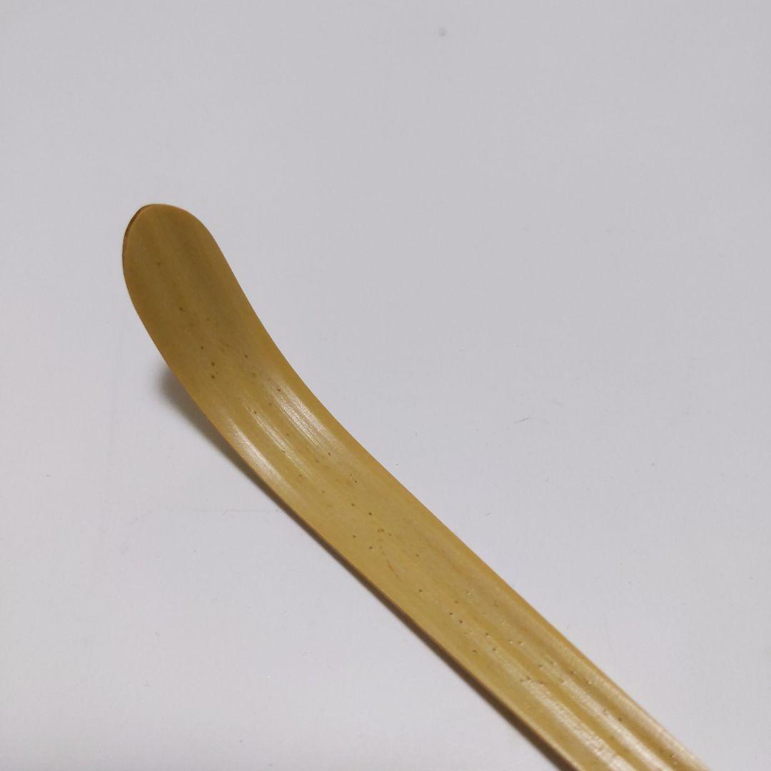 Kajitsu White Bamboo Tea Scoop - Chashaku by Sochiku with Tomobako
